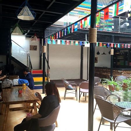 Xi'An Rainbow Youth Hotel Zewnętrze zdjęcie