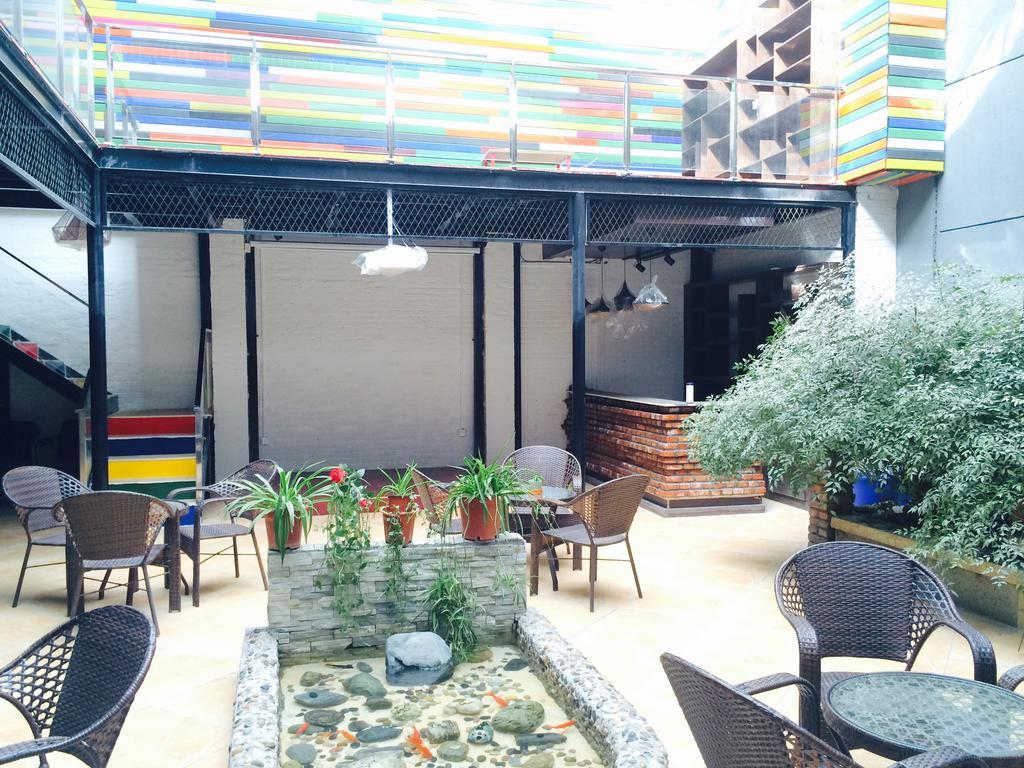 Xi'An Rainbow Youth Hotel Zewnętrze zdjęcie